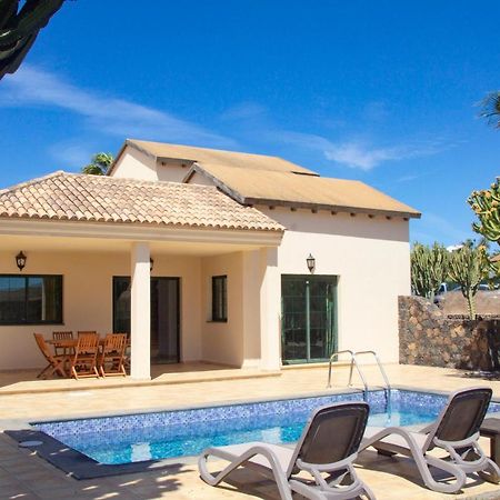 Villas Oasis Casa Vieja La Oliva Exterior photo